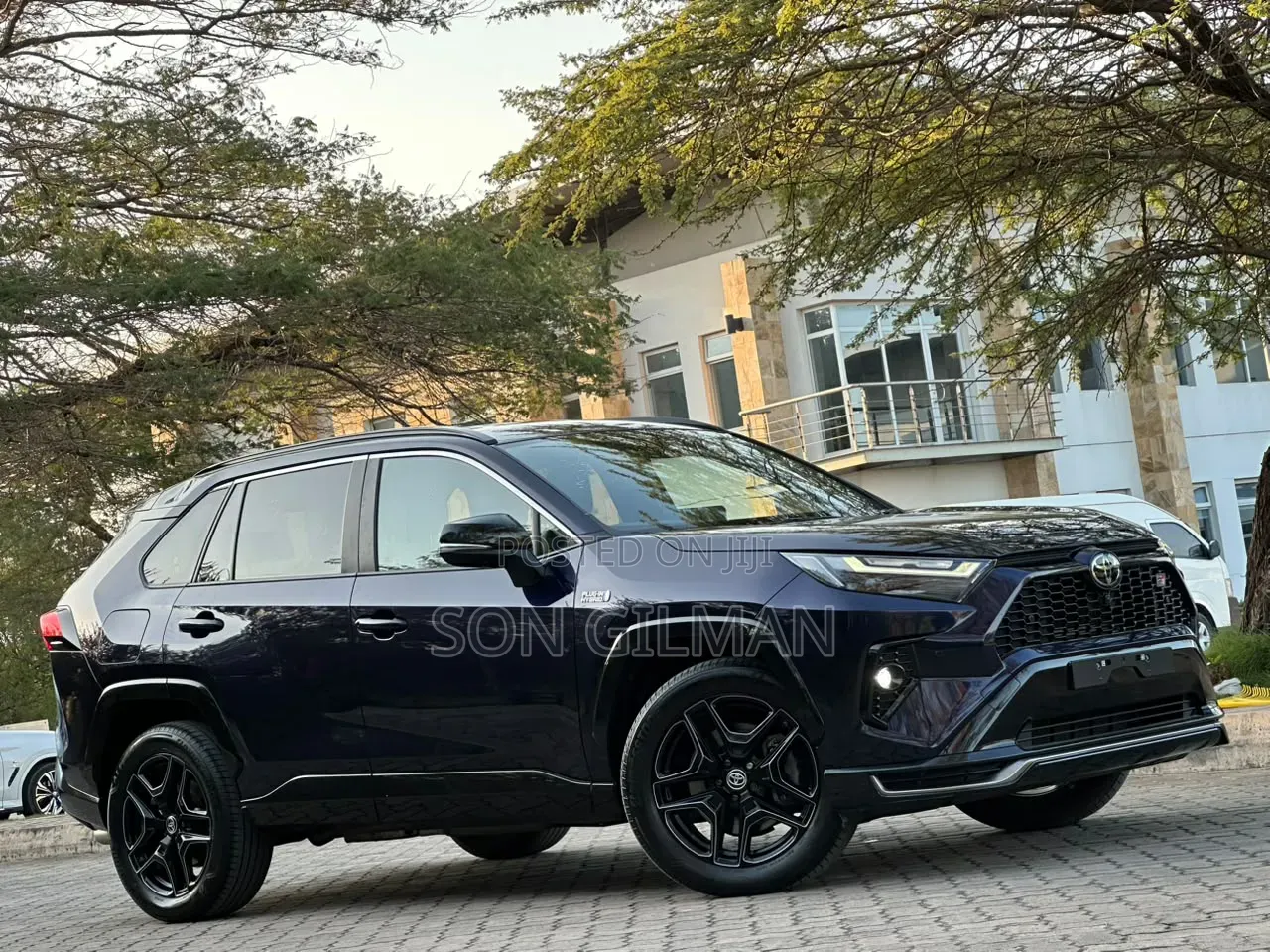 Toyota RAV4 2023 Blue