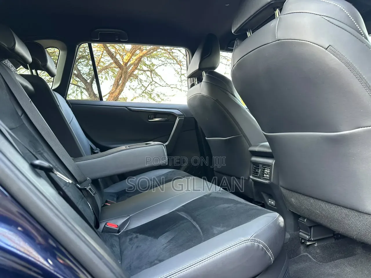 Toyota RAV4 2023 Blue