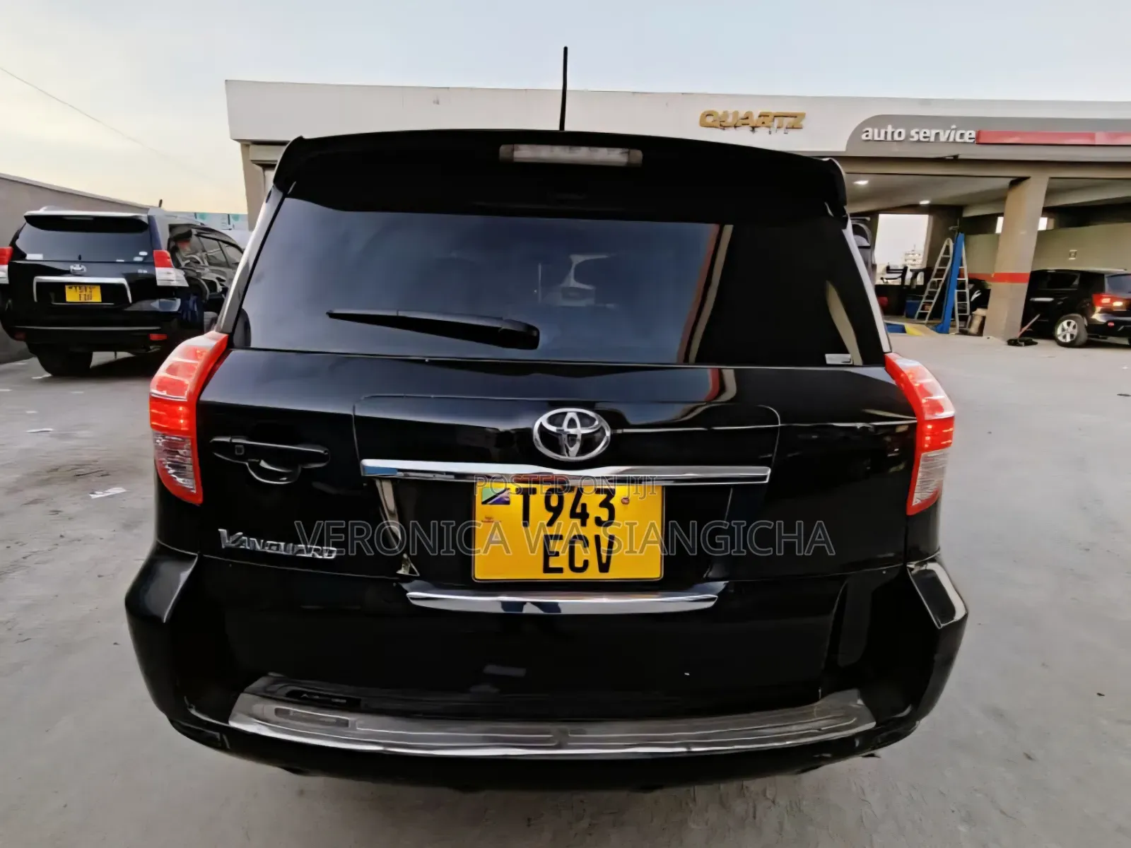 Toyota Vanguard 2009 Black