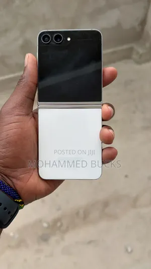 Samsung Galaxy Z Flip 5 512 GB White