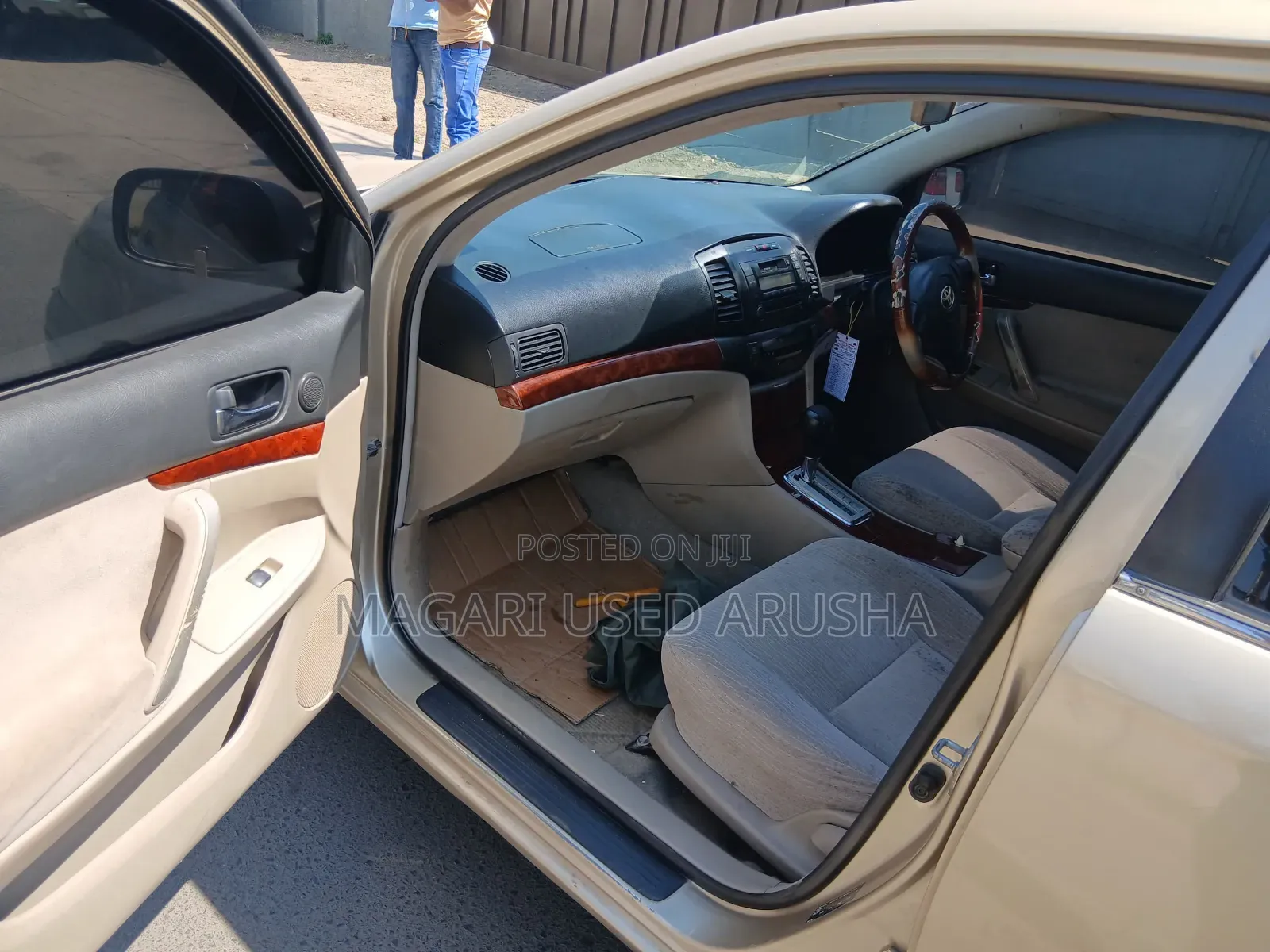 Toyota Premio 2004 Gold