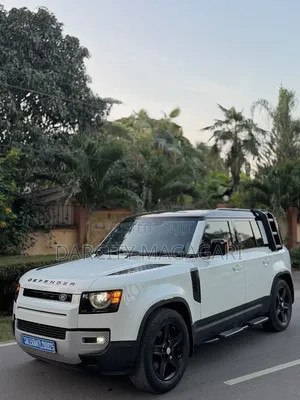 Land Rover Defender 2021 White