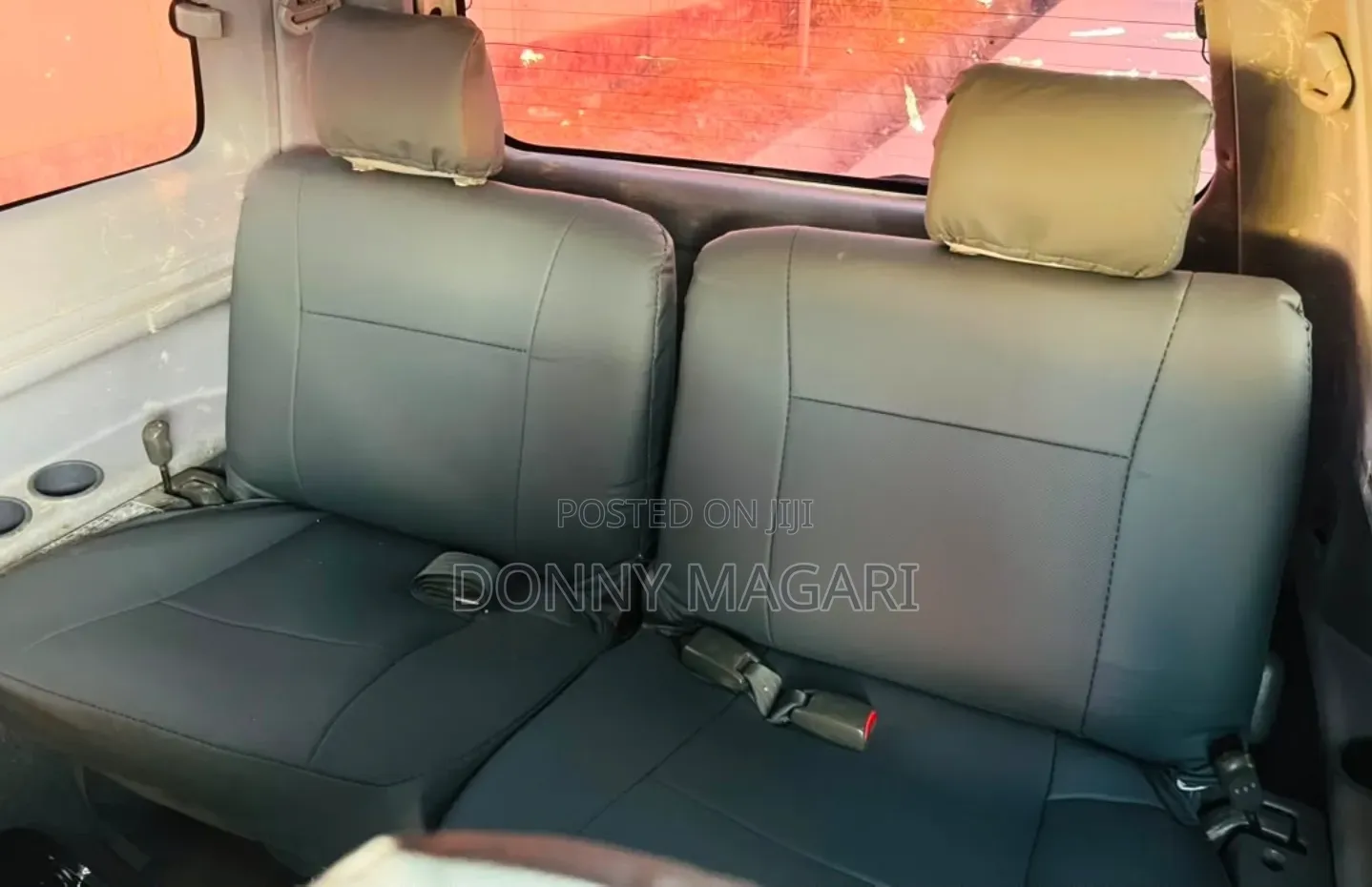 Toyota Noah 2001 White