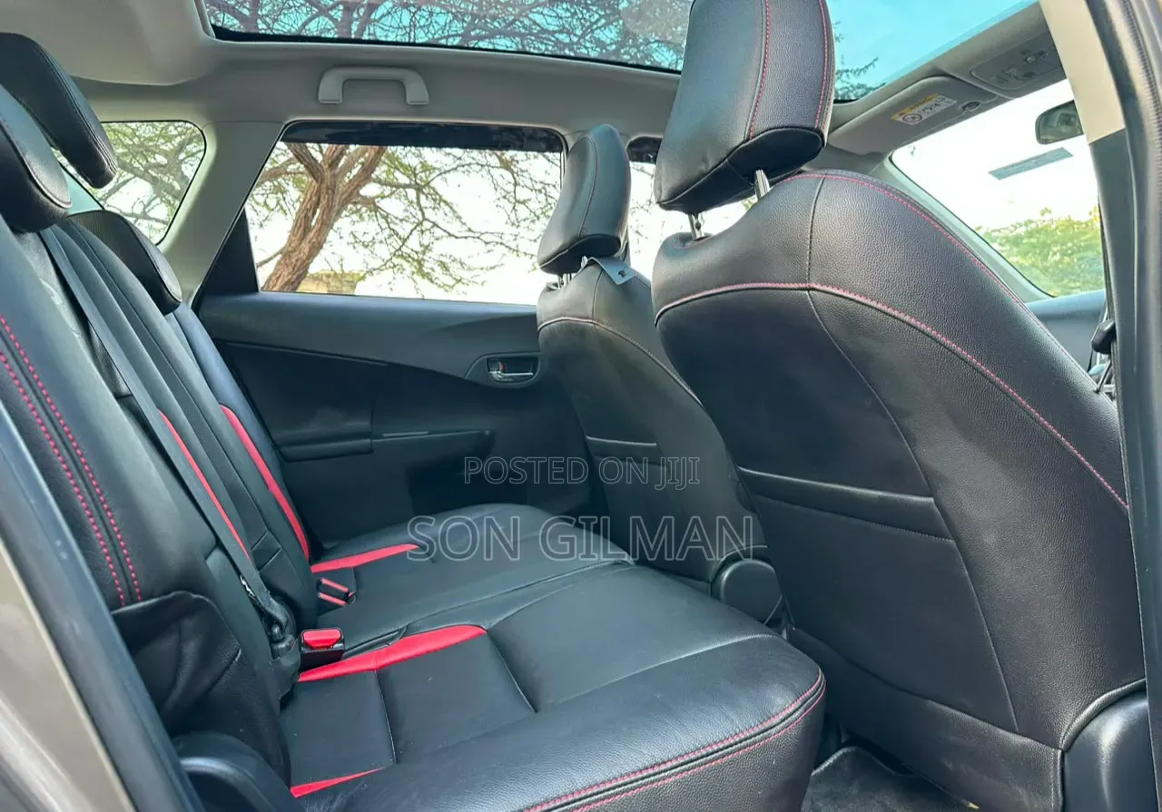 Toyota Ractis 2015 Gray