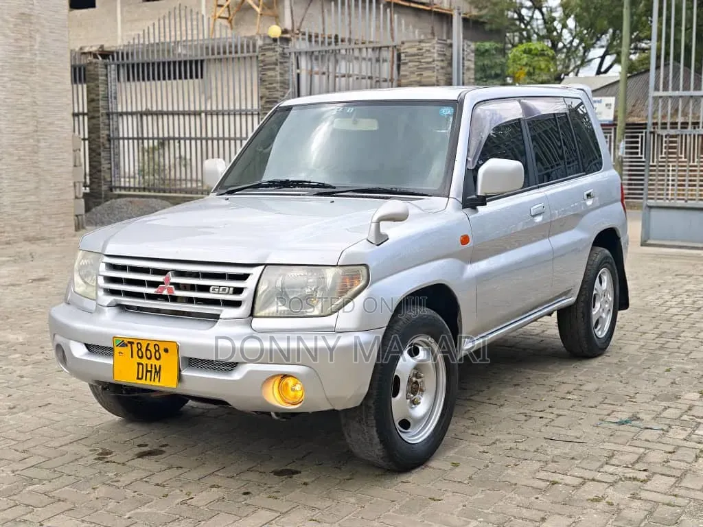 Mitsubishi Pajero 2007 Silver