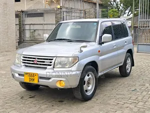 Mitsubishi Pajero 2007 Silver