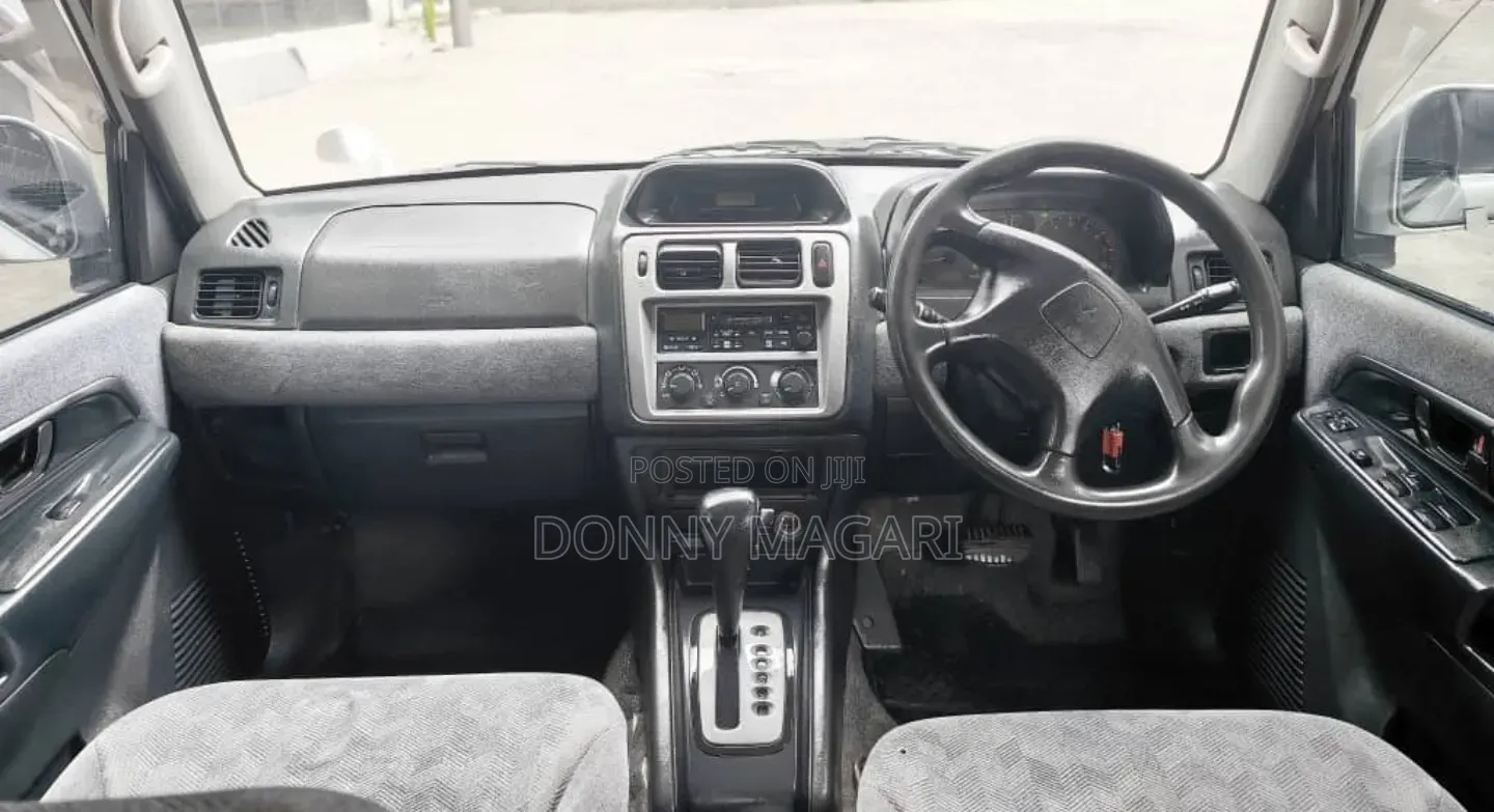 Mitsubishi Pajero 2007 Silver