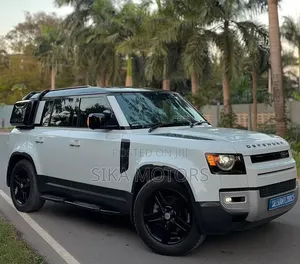 Land Rover Defender 2021 White