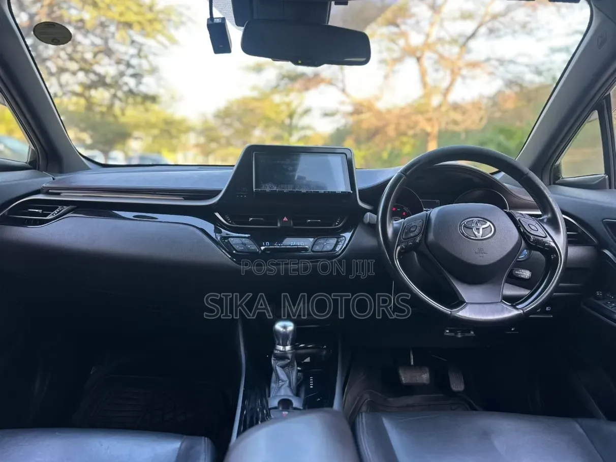 Toyota C-HR 2017 Black