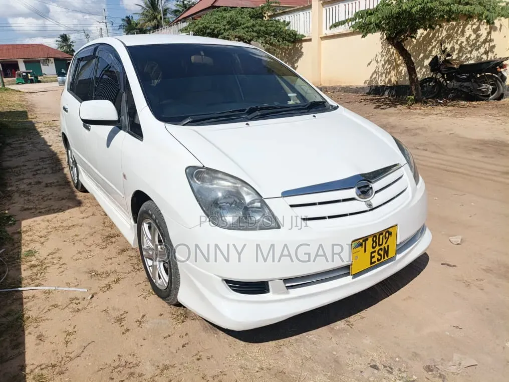 Toyota Corolla Spacio 2007 White
