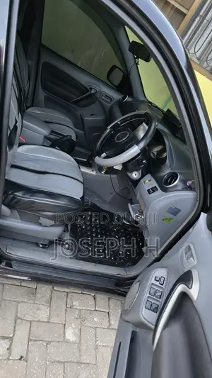 Toyota RAV4 Automatic 2000 Black