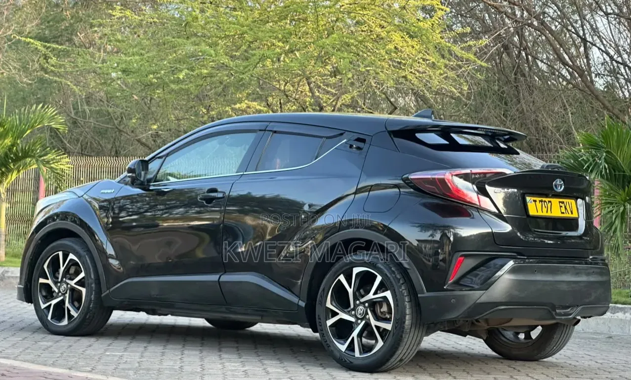 Toyota C-HR 2017 Black