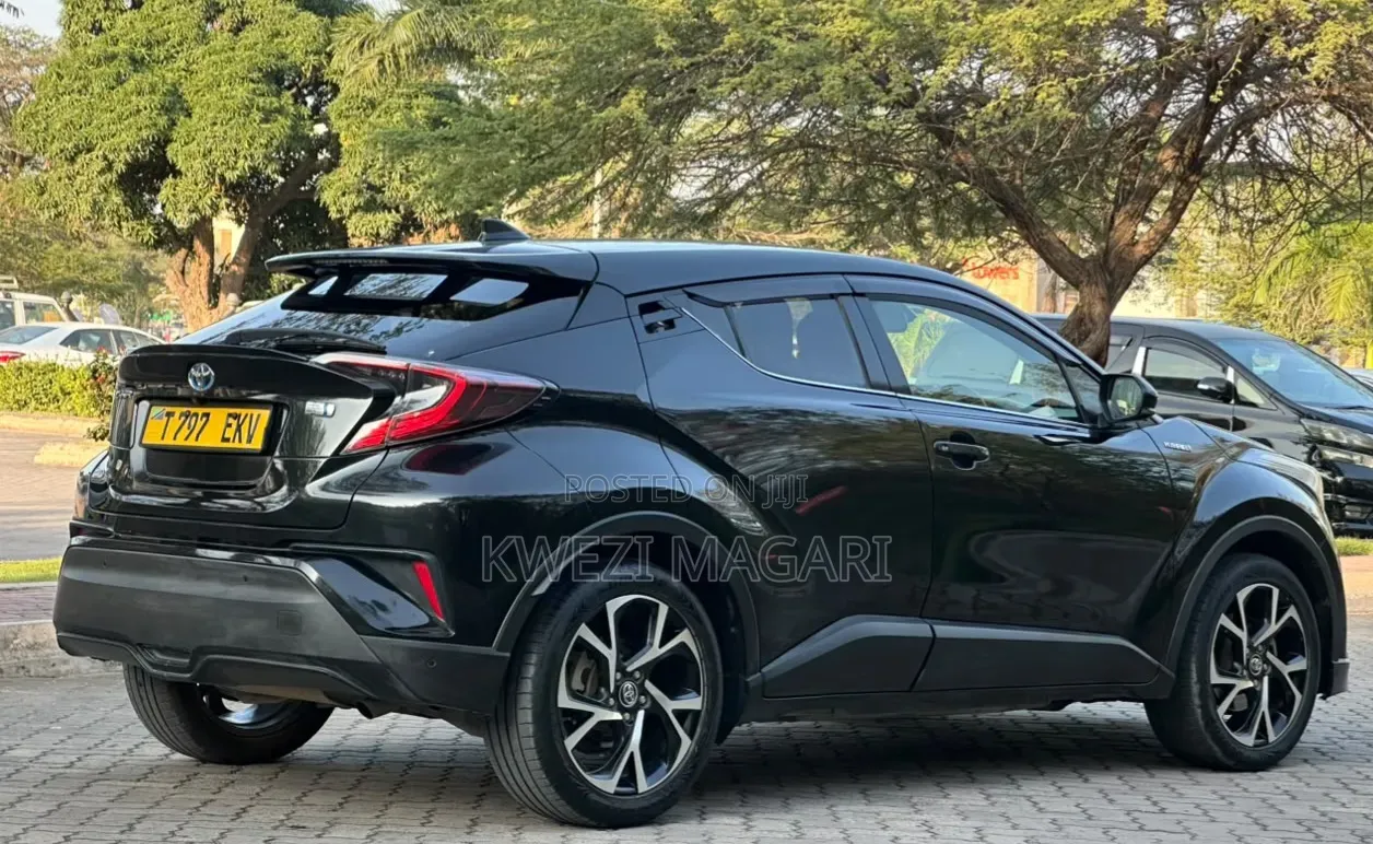 Toyota C-HR 2017 Black
