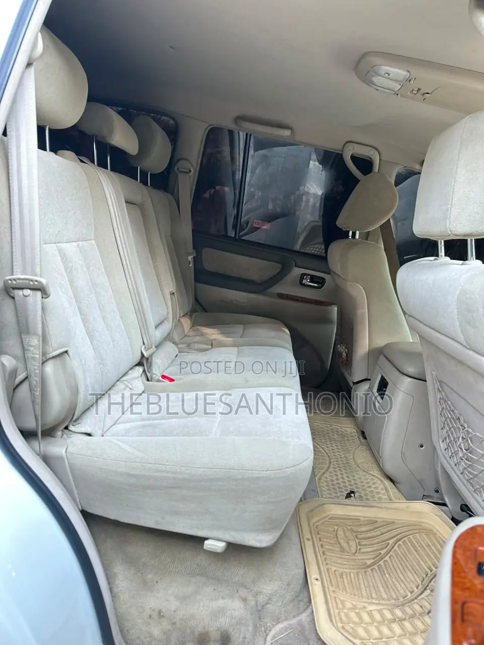 Toyota Land Cruiser 2004 White