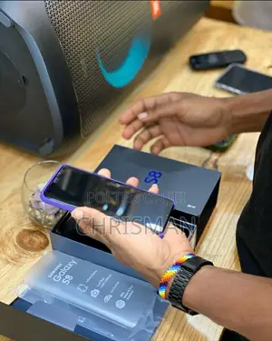 New Samsung Galaxy S8 64 GB Black
