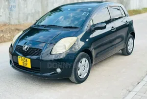 Toyota Vitz 2010 Black