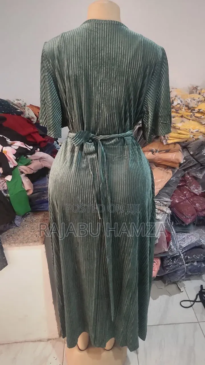 Tunauza Gauni Chambuu Kwa Bei Nzuri
