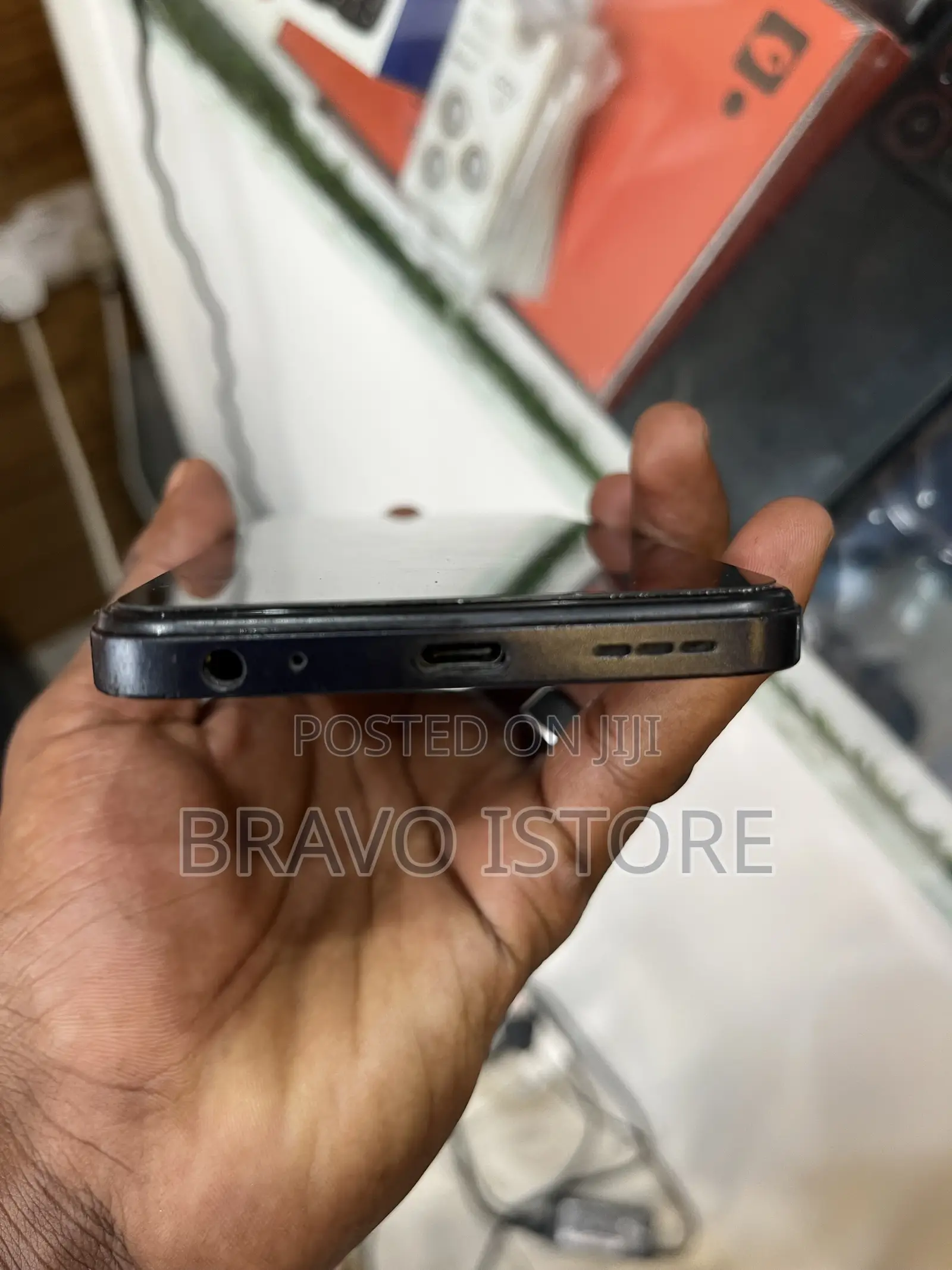 Infinix Hot 30i 128 GB Black