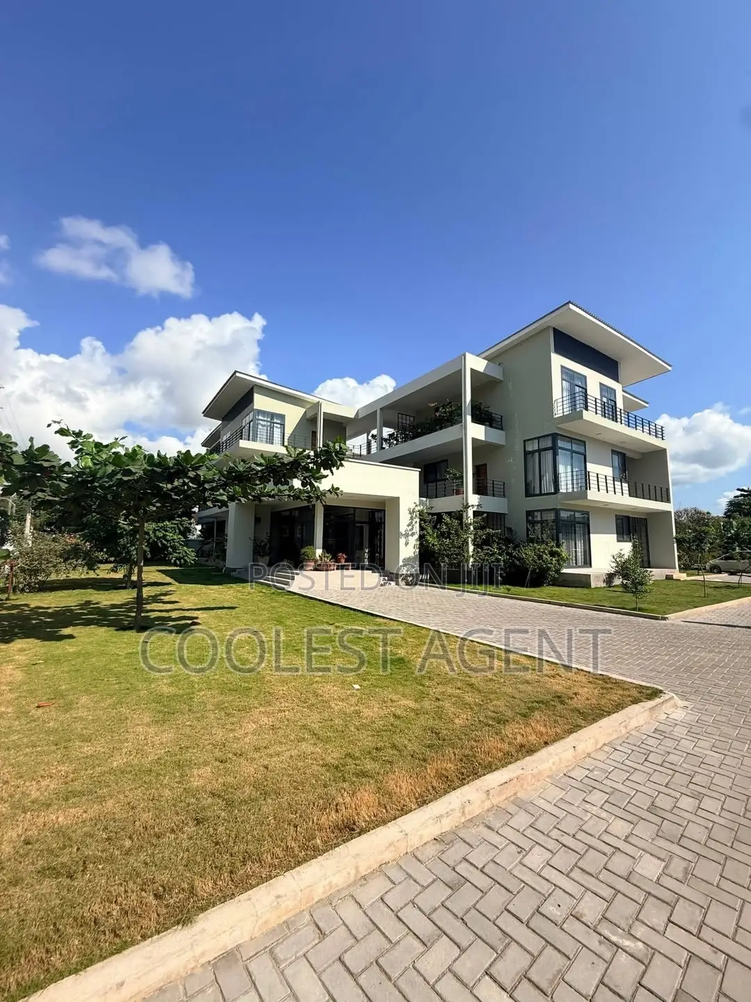 Furnished 1bdrm Apartment in Coolest Estate, Oyster Bay for rent