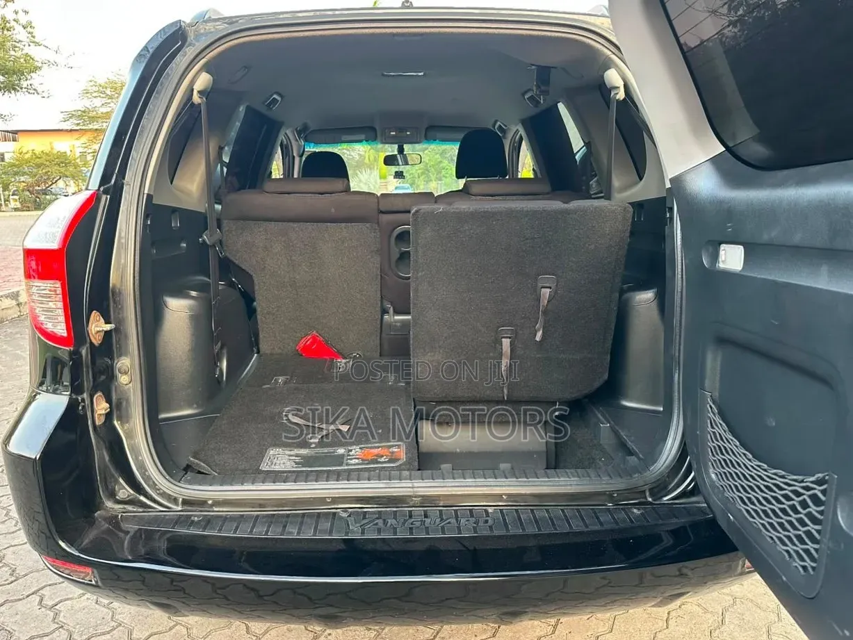 Toyota Vanguard 2009 Black