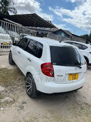 Mazda Verisa 2010 White
