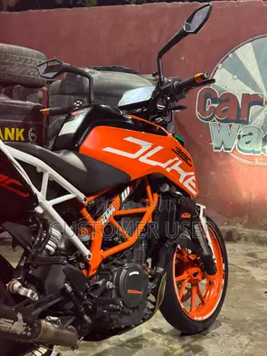 KTM 2017 Orange