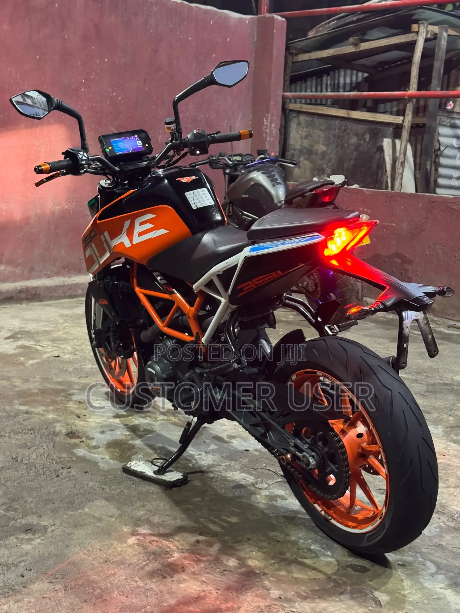 KTM 2017 Orange