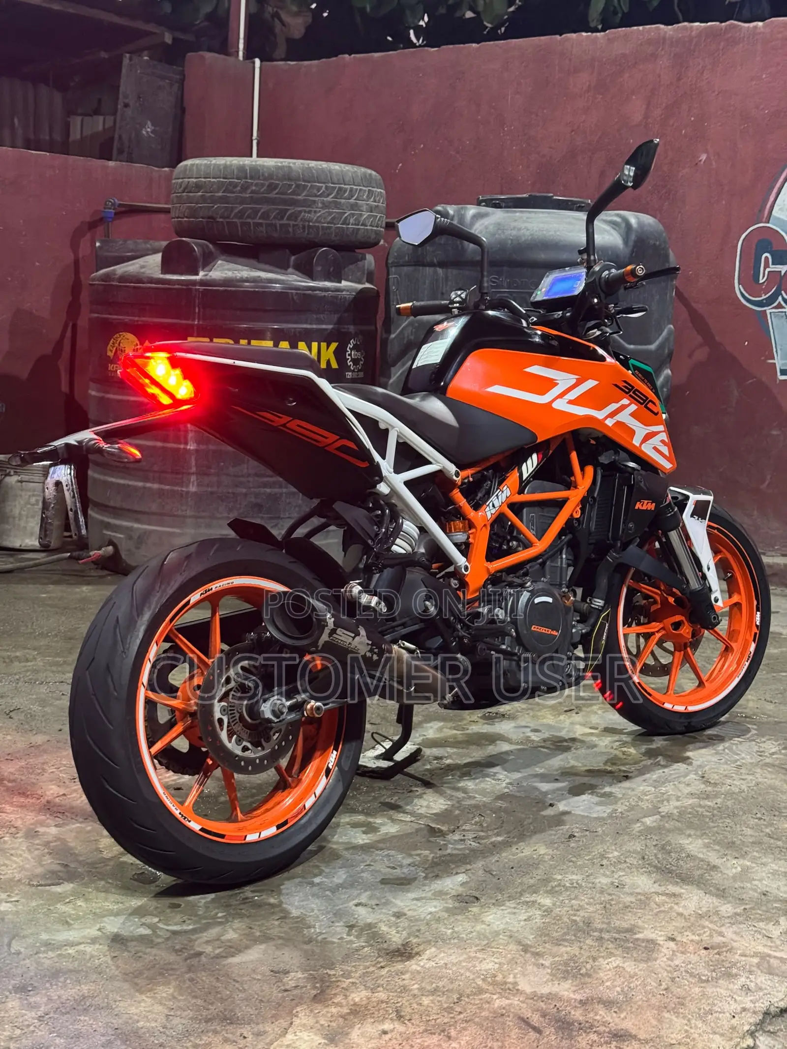 KTM 2017 Orange