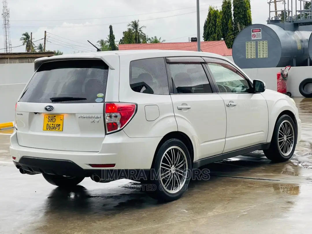 Subaru Forester 2011 White