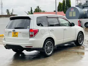 Subaru Forester 2011 White