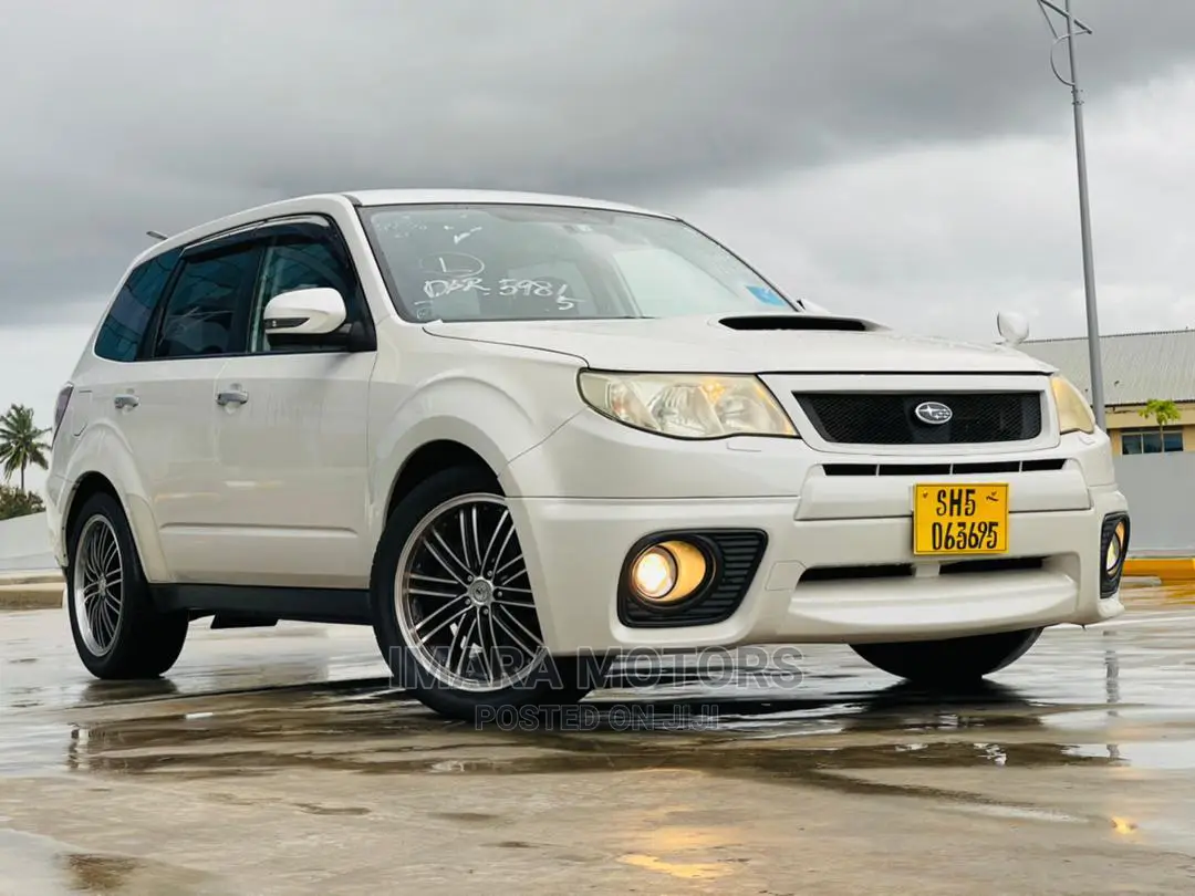 Subaru Forester 2011 White