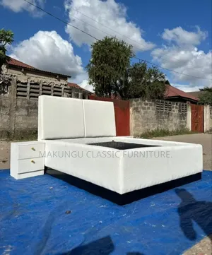 Simple Bed Ni Kitanda Cha Kisasa Cha 5/6 Rangi Unique
