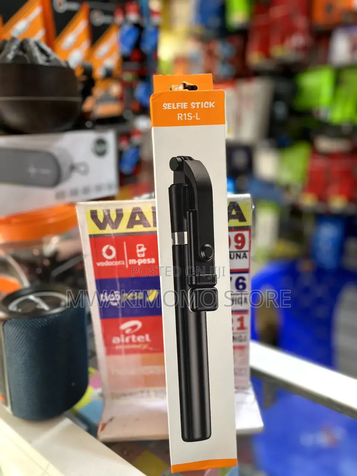R1s Portable Bluetooth Selfie Stick Tripod Stand Phone Holder
