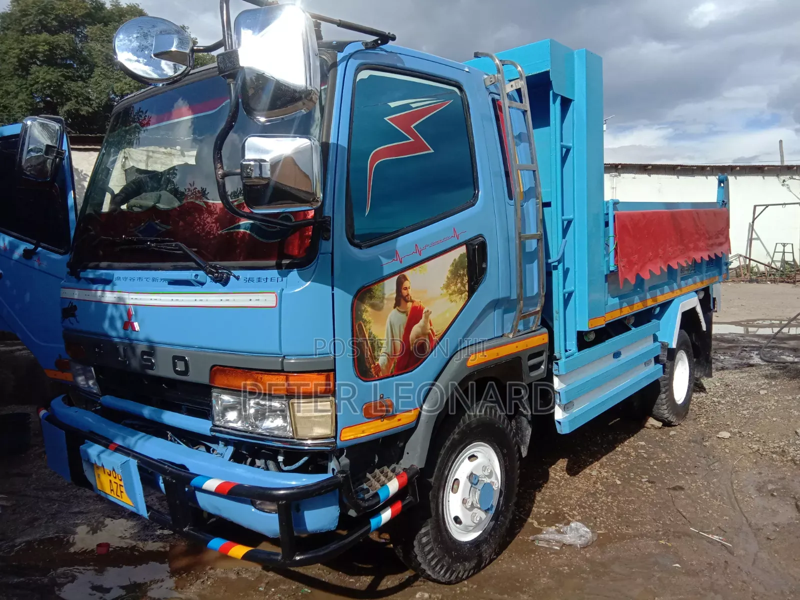Mitsubishi Fuso 2008 Blue