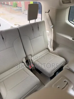 Toyota Land Cruiser 2024 White