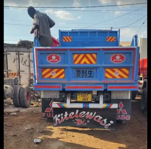 Mitsubishi Fuso 2008 Blue