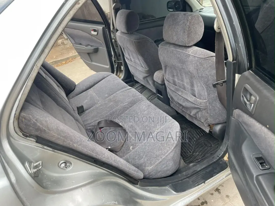 Toyota Carina 1998 Silver