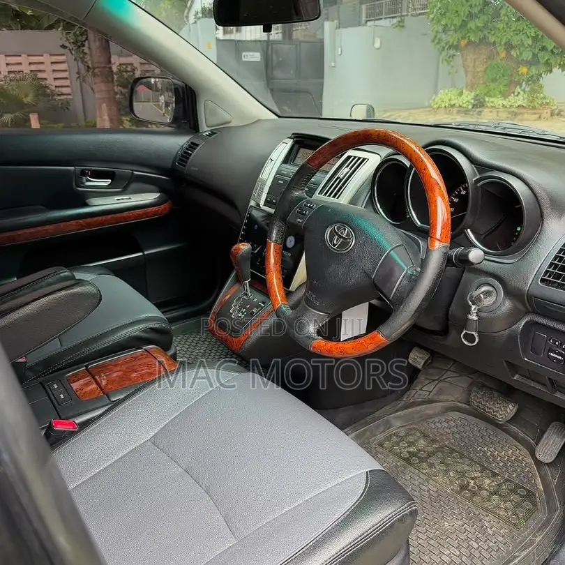 Toyota Harrier 2.4 2005 Black