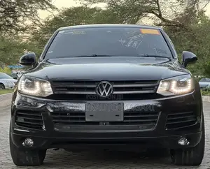 Volkswagen Touareg 2011 Black