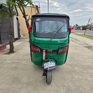 Bajaj RE 2021 Green