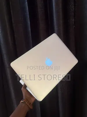 Laptop Apple MacBook Air 2015 8GB Intel Core i5 HDD+SSD 256GB