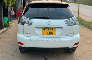 Toyota Harrier 2010 White