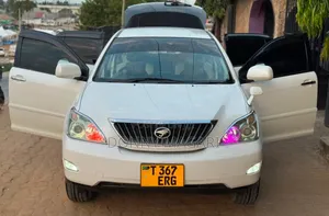 Toyota Harrier 2010 White