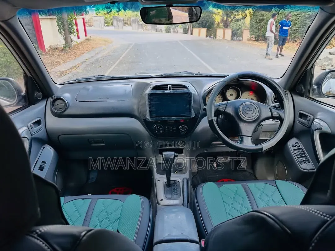 Toyota RAV4 2004 Silver