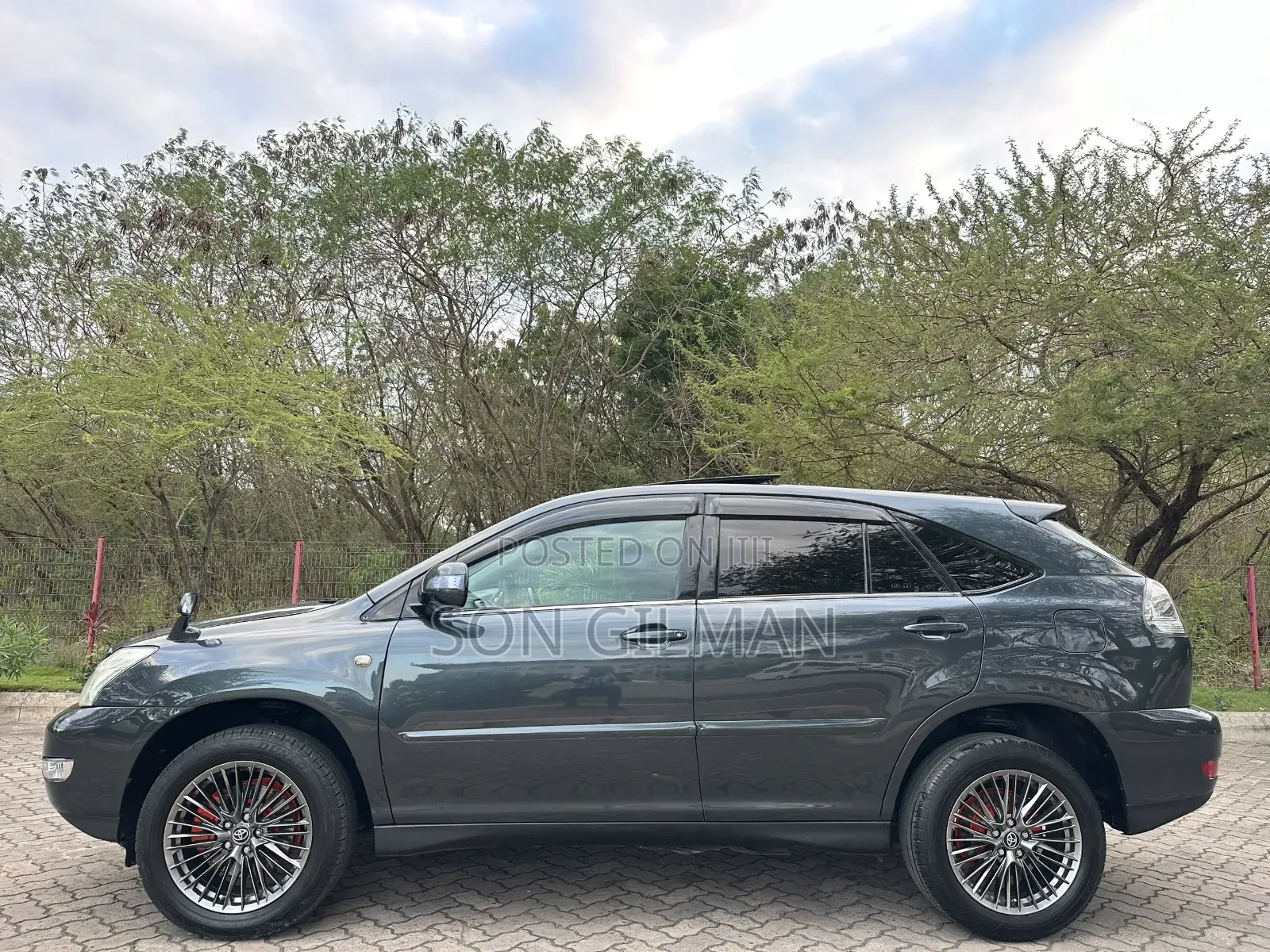 Toyota Harrier 2006 Gray
