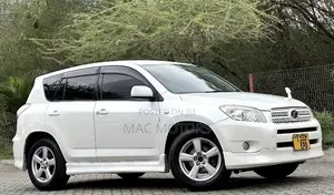 Toyota RAV4 2007 White