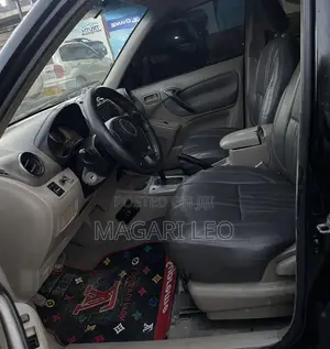 Toyota RAV4 2.0 2005 Black