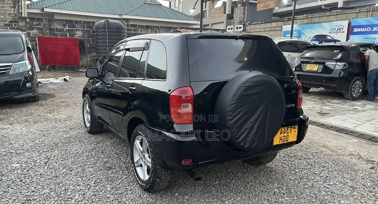 Toyota RAV4 2.0 2005 Black