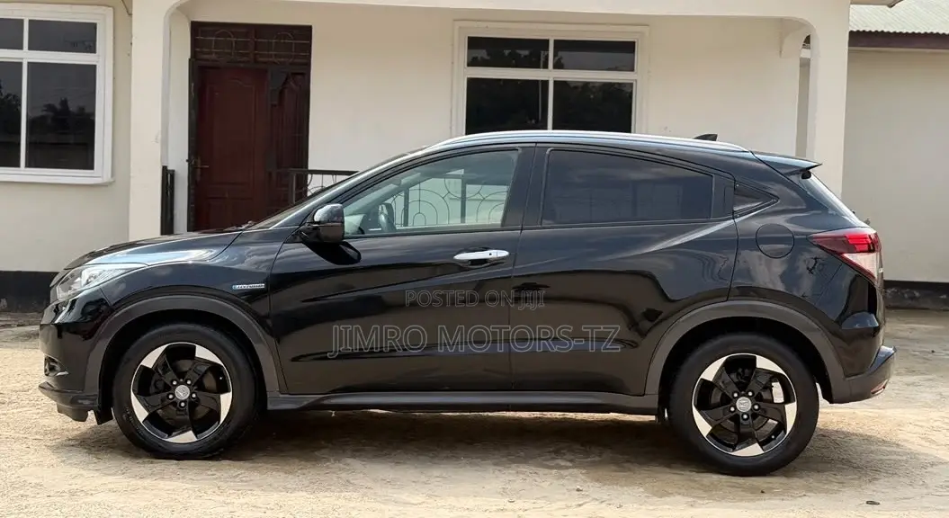 Honda Vezel 2015 Black