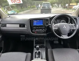 Mitsubishi Outlander 2012 White